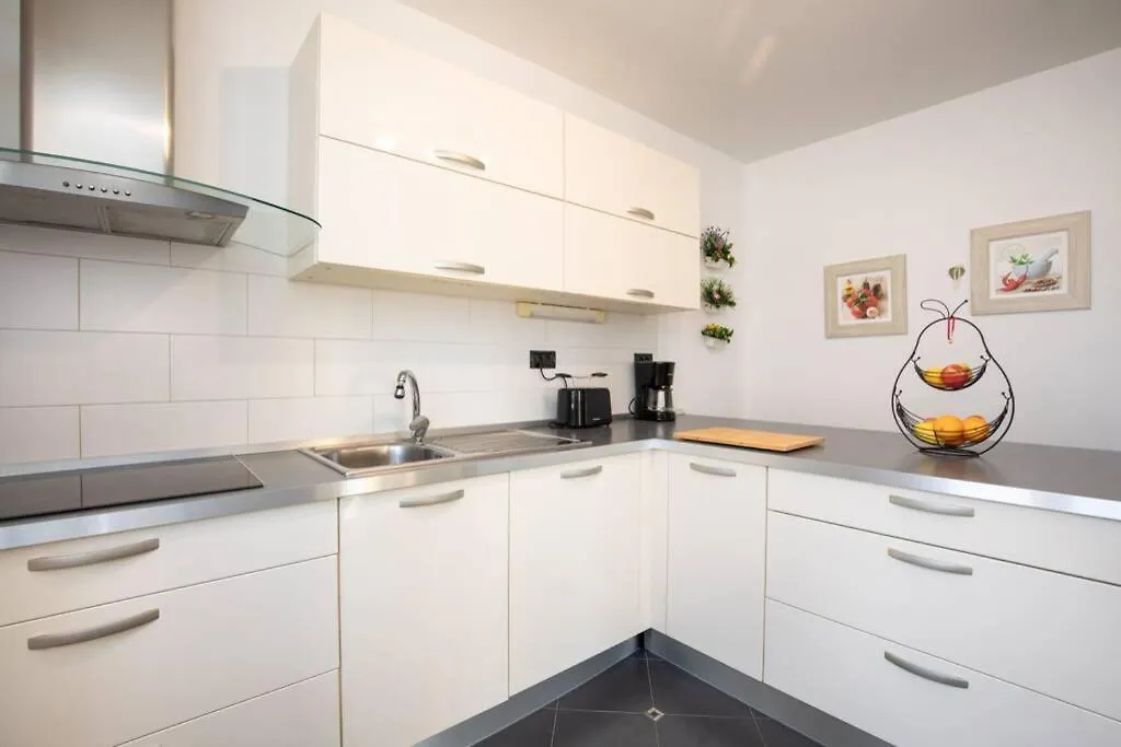 Apartment Natali Punat- Free Parking On Premises Chorwacja